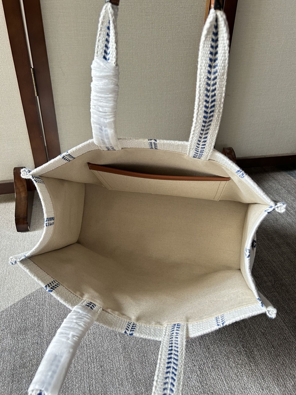 スーパーコピーブランドバッグ角部分ディテール